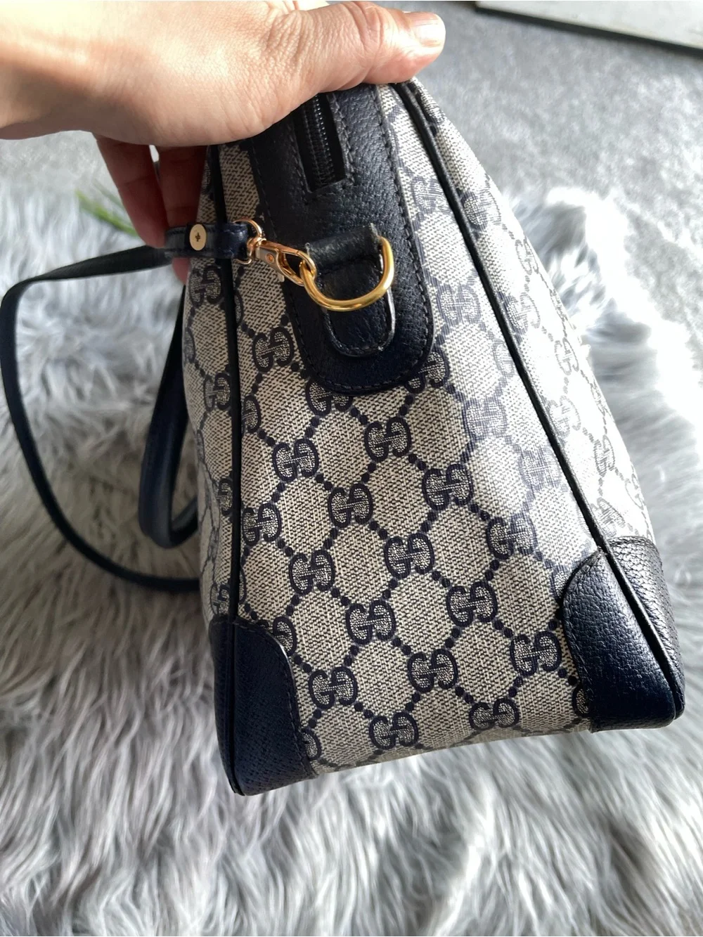 Gucci Black & Beige GG Supreme Canvas Top-Handle Satchel